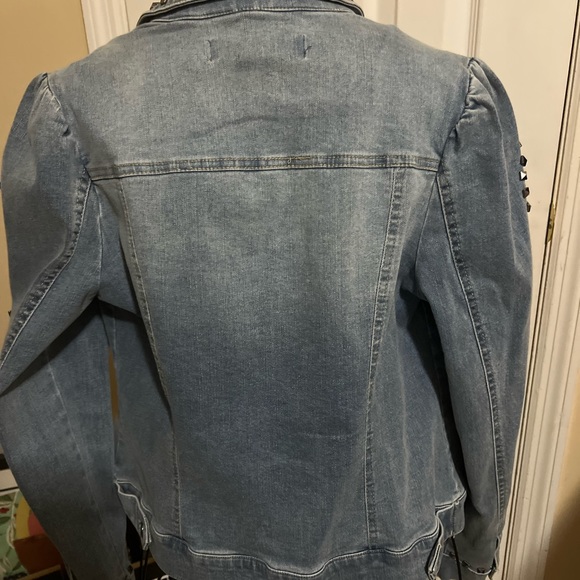 Boston Proper Paisley Embroidered & Embellished Puff Sleeve Denim Jacket - Picture 10 of 12